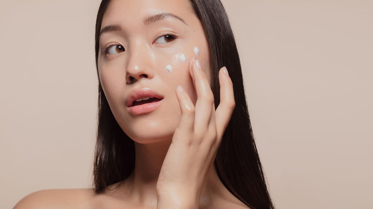 Coconut Oil : Benefits for Body & Skin
